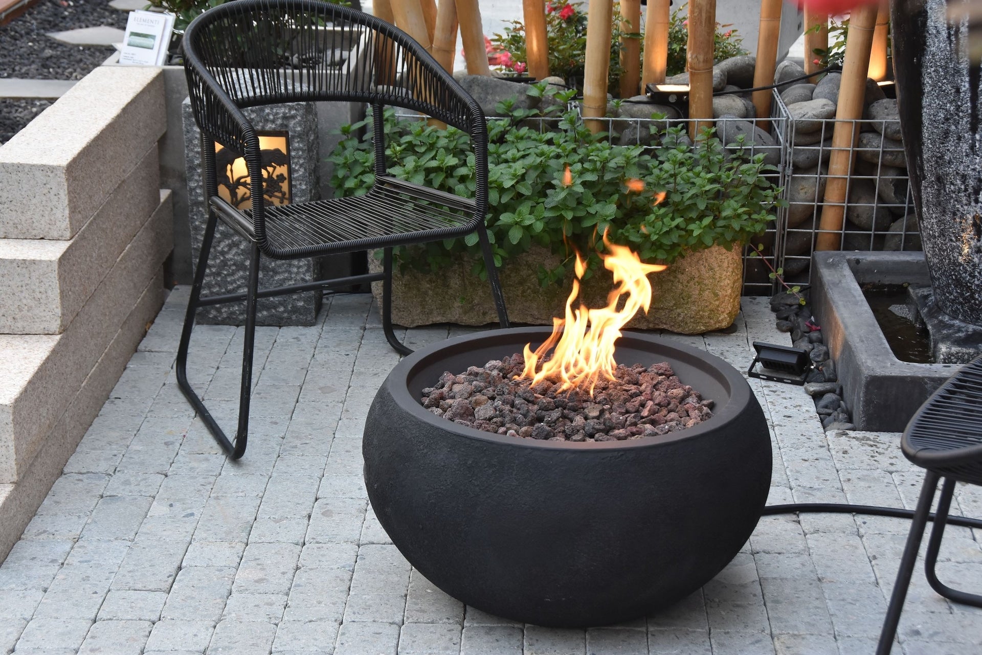 Modeno York Round Fire Bowl, flüssiges Propan, 40.000 BTU