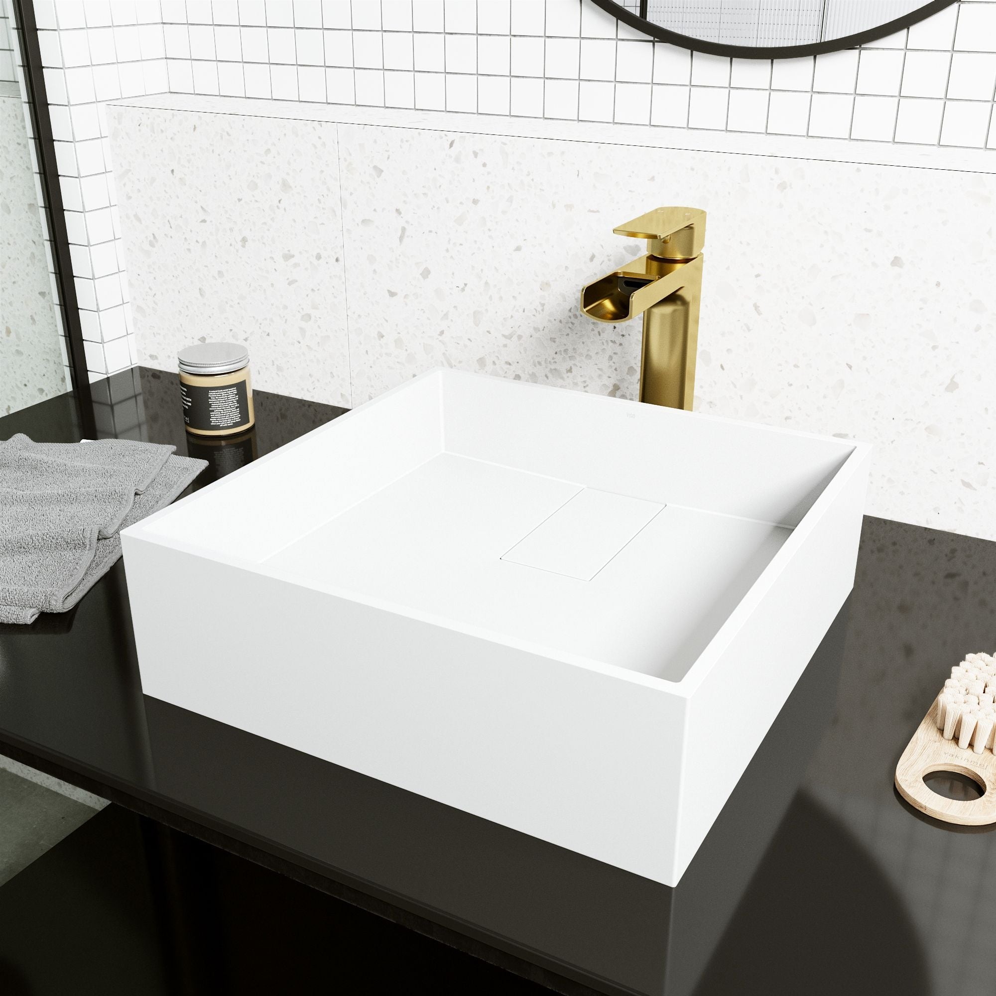 VIGO Bryant Mattestone 15x15 in tiefweißem Badezimmer Spüle / Becken mit quadratischem Gefäß