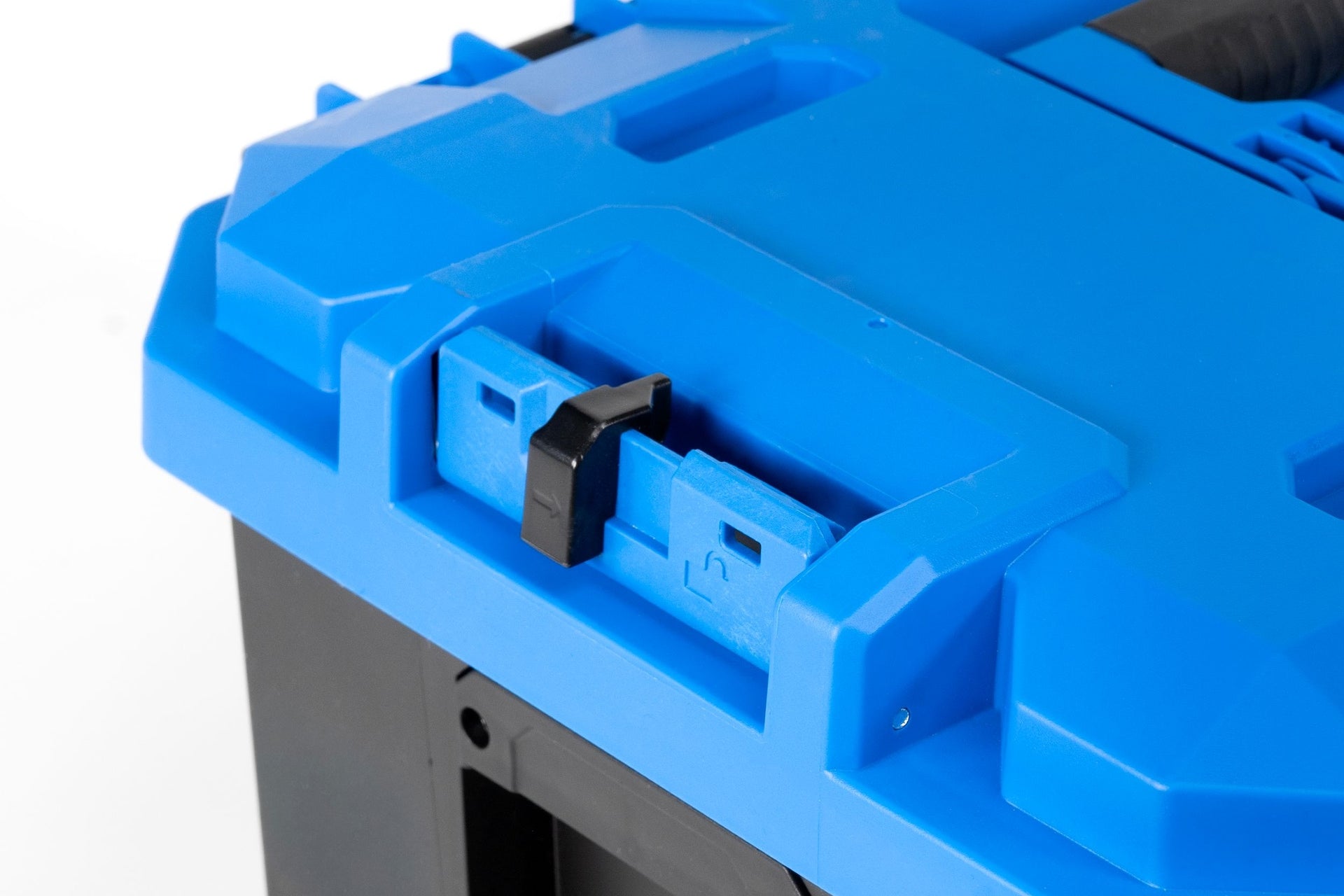 Mastercraft stax-medium-box mit metall-front-verriegelungen, 65-lb