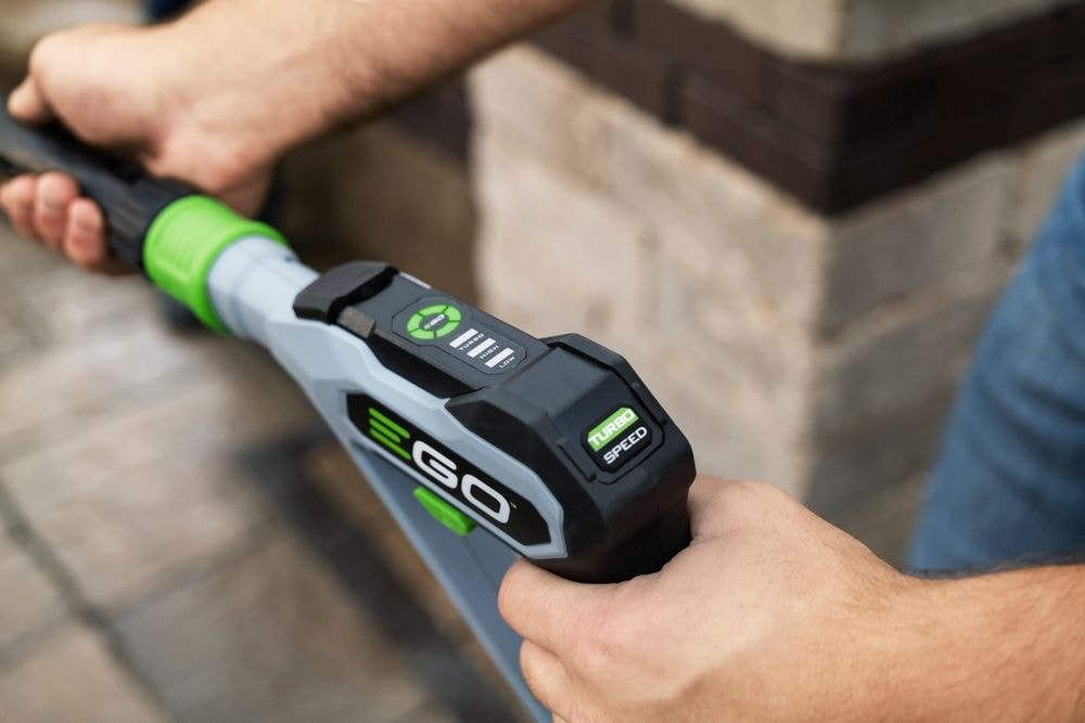EGO HPW3204-2 POWER+ 3200 PSI Druckwaschanlage mit 2 x 6.0Ah Batterien und 320W Ladegerät
