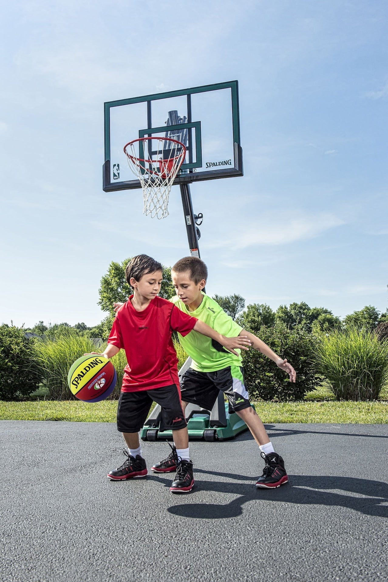 Spalding Rookie-Ausrüstung Jugendkinder Mehrfarben-Komposit-Basketball, Größe 5 (27,5-in)