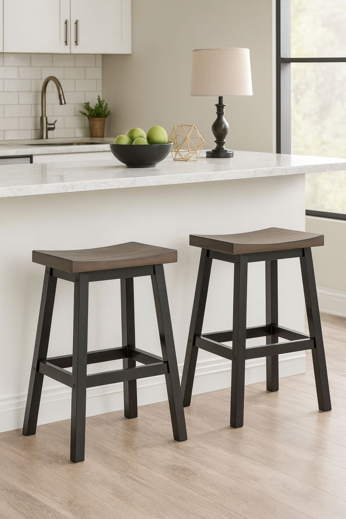 Brassex Arnoldeiche/dunkelgraue Theke/Barhocker mit Rückenlehne, 2-pc