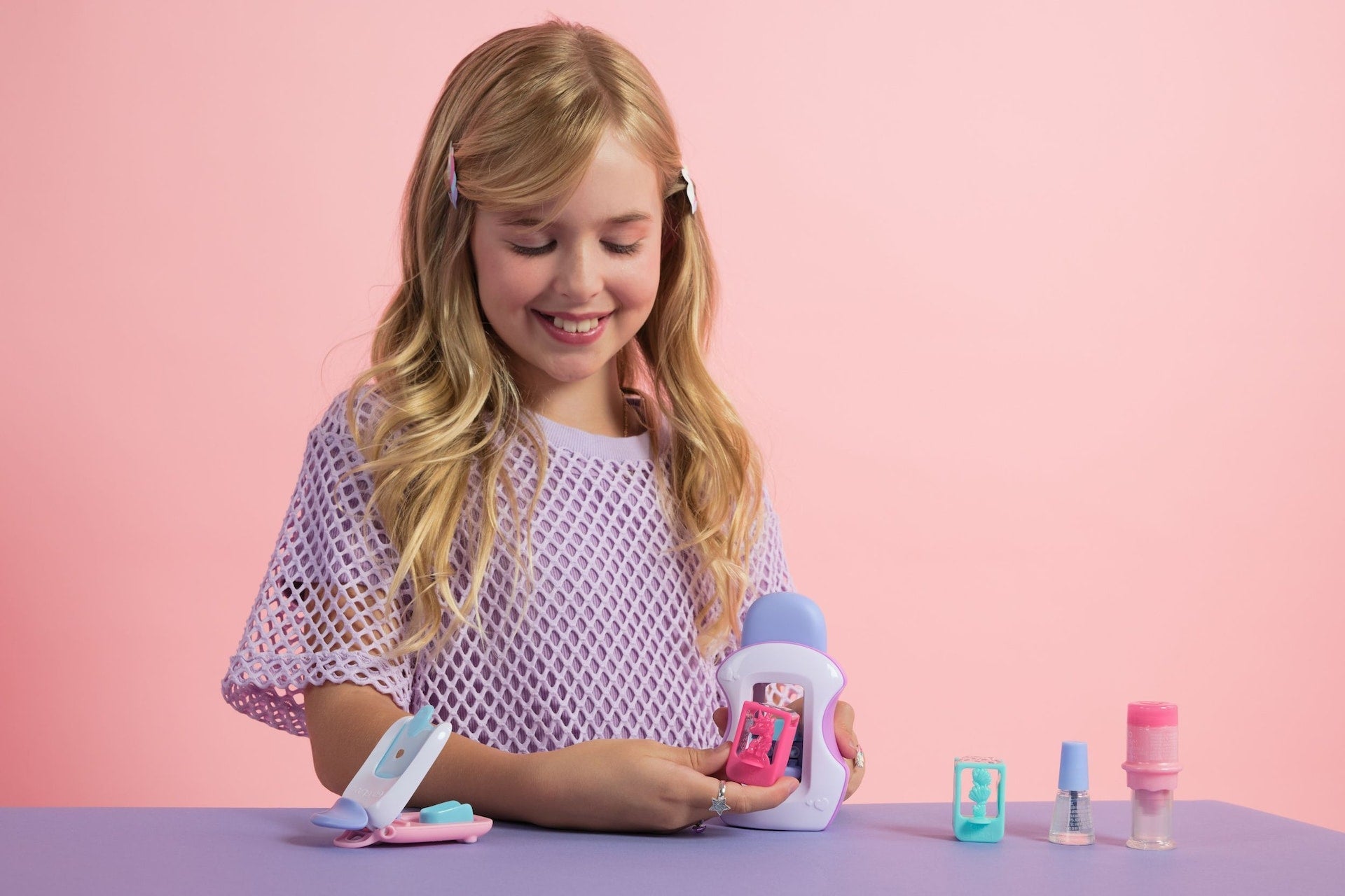 Cool Maker, GO GLAM Studio Nail Kit, Stil 200 Nägel, 4 Designs, 2 polnische Applikatoren & Maske, ab 7 Jahren